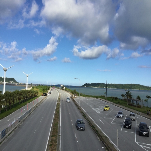 海中道路